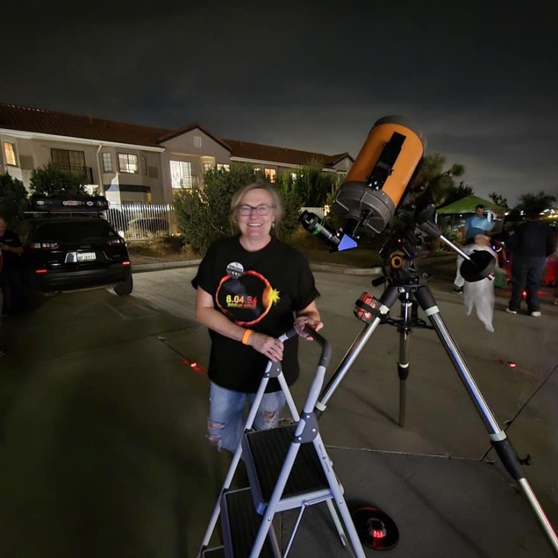 Orange tube C8 and Dy